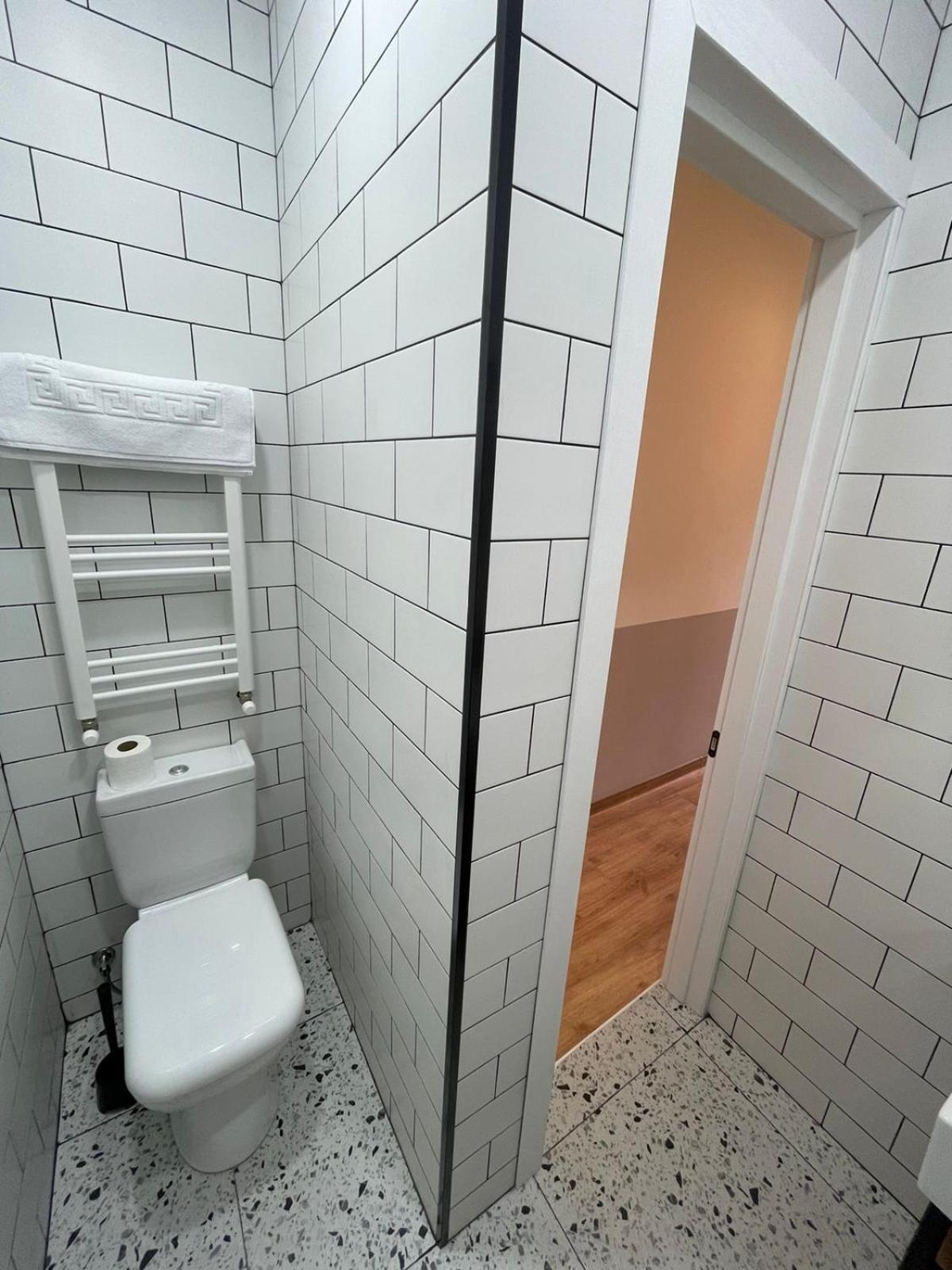 Dro Hotel Kutaisi Bagian luar foto