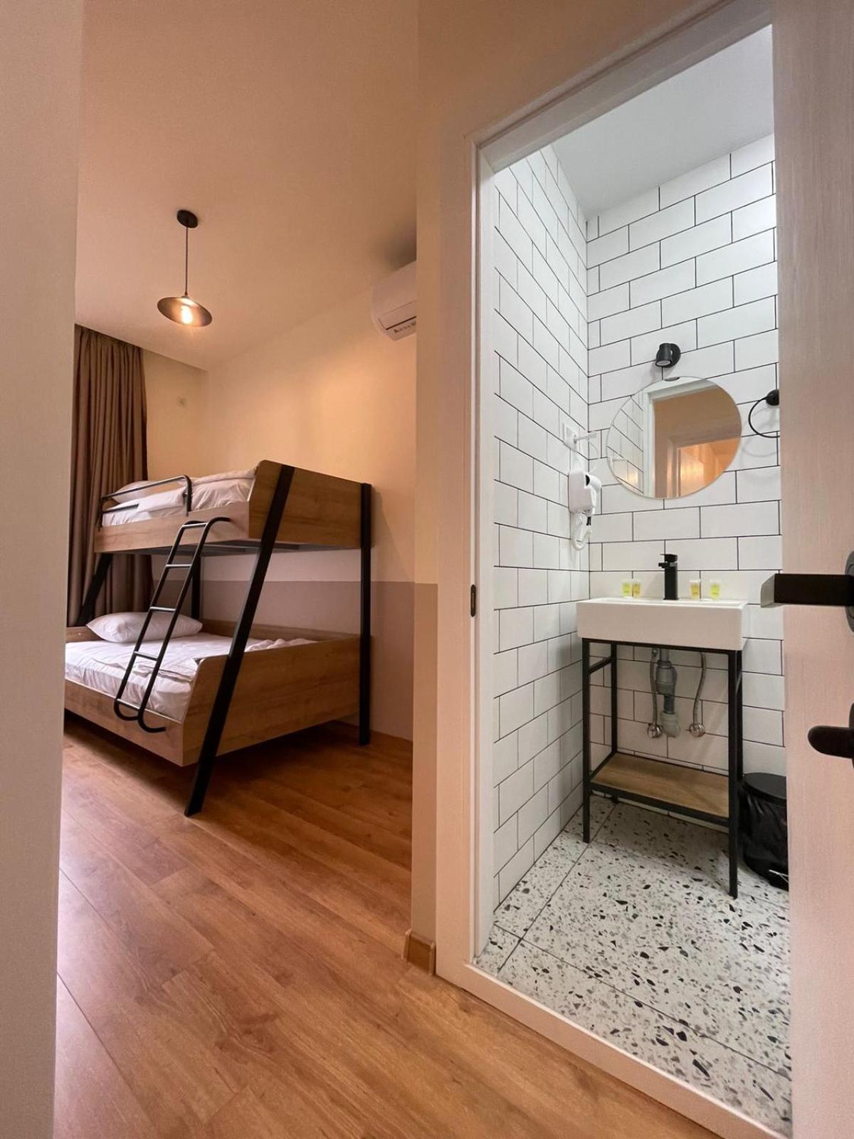 Dro Hotel Kutaisi Bagian luar foto
