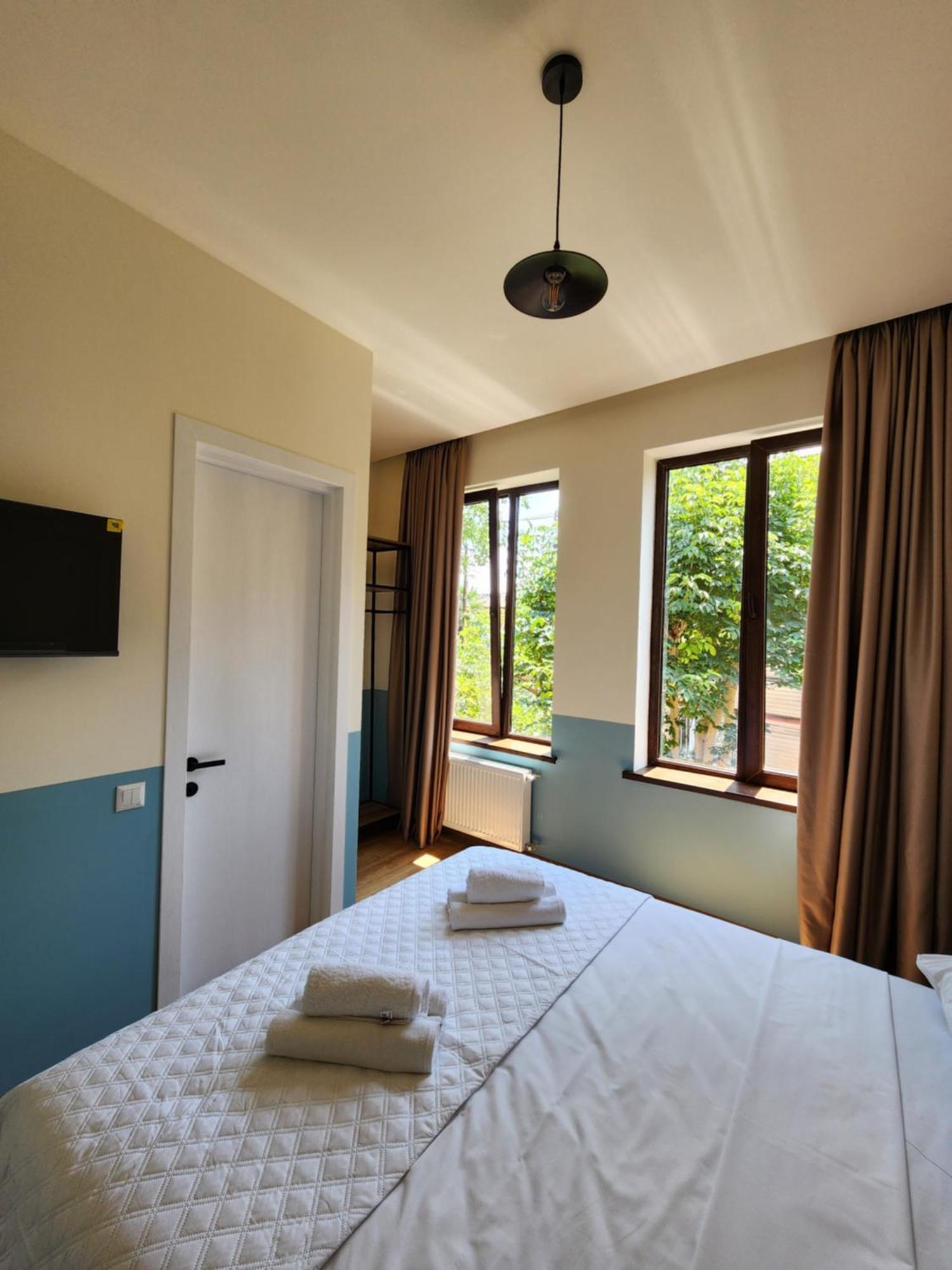 Dro Hotel Kutaisi Bagian luar foto