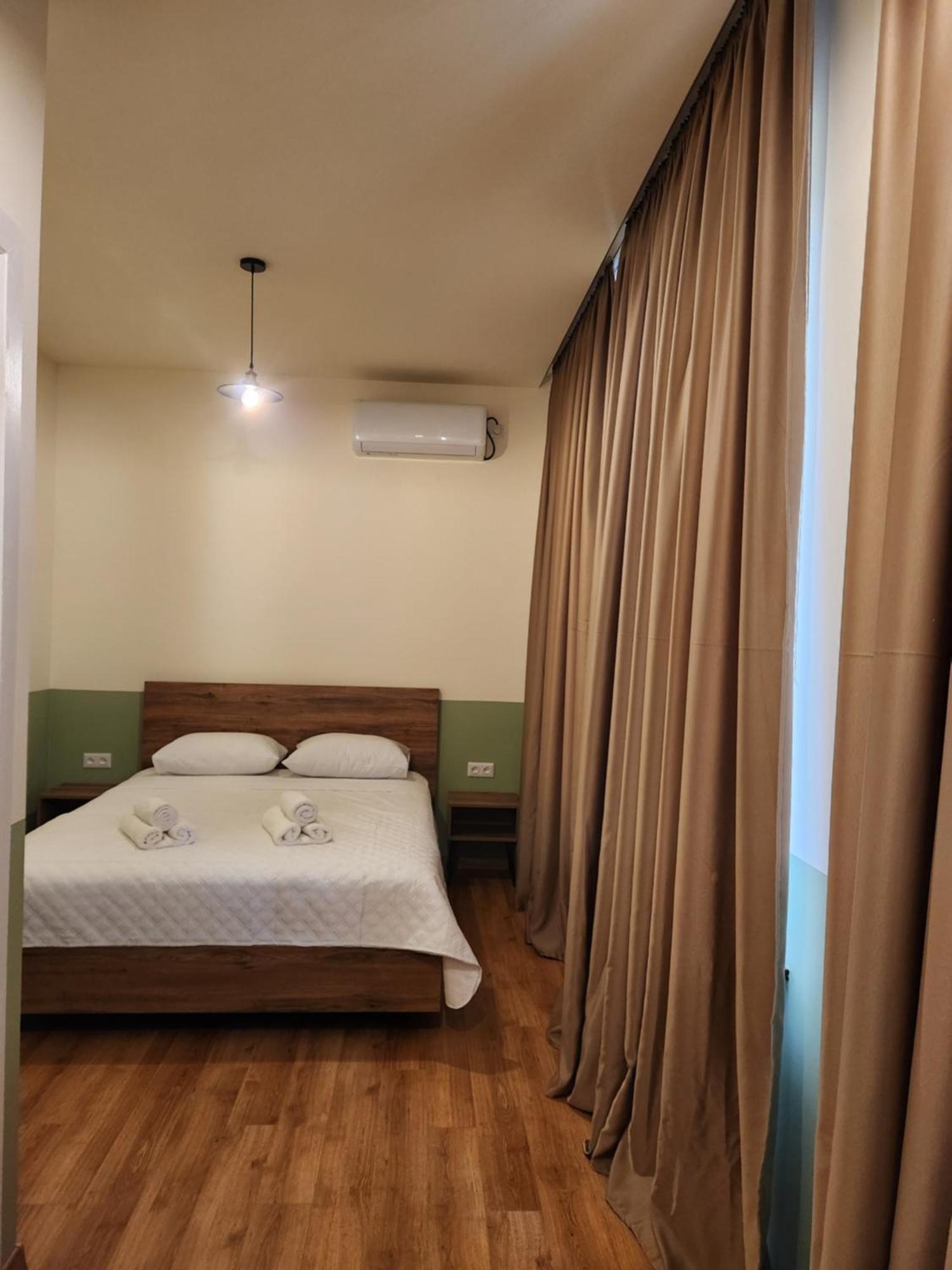 Dro Hotel Kutaisi Bagian luar foto